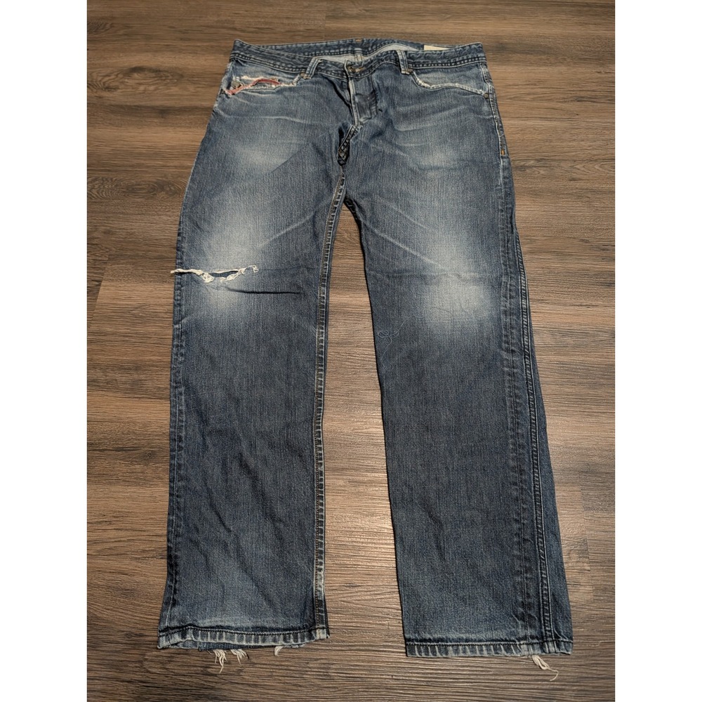 Diesel Darron Slim Tapered Jeans Mens 36x32 Medium Wash Distressed Denim Italy